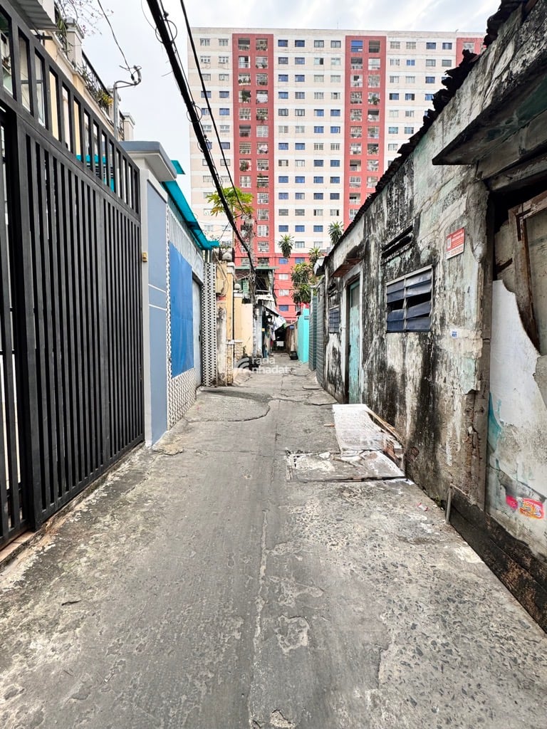 NGAY CHỢ BÀ CHIỂU, GIÁ SIÊU RẺ. VŨ TÙNG, BÌNH THẠNH, 85M2 Ở NGAY. GIẢM 2.5 CHỈ CÒN 8.3T TL 