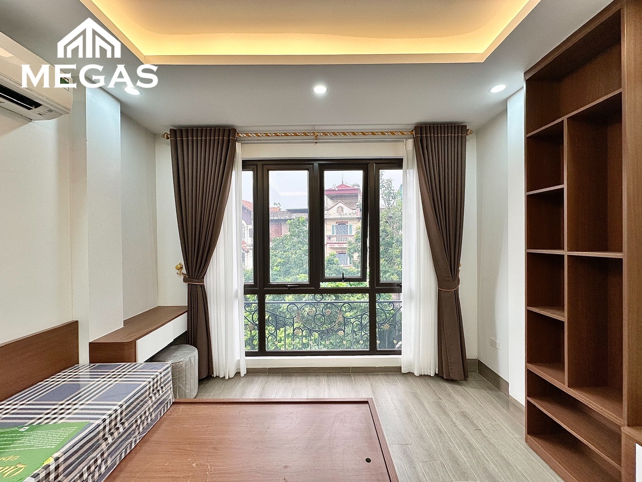CĂN HỘ STUDIO MỚI FULL NỘI THẤT OTO ĐỖ CỬA HỒ TÙNG MẬU, GOLKMARK CITY