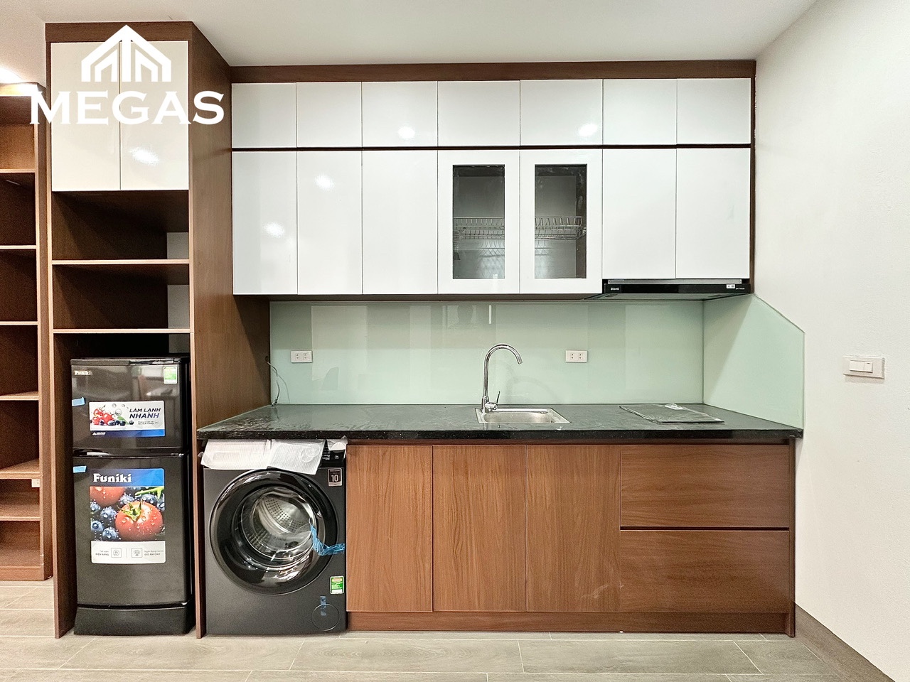CĂN HỘ STUDIO MỚI FULL NỘI THẤT OTO ĐỖ CỬA HỒ TÙNG MẬU, GOLKMARK CITY