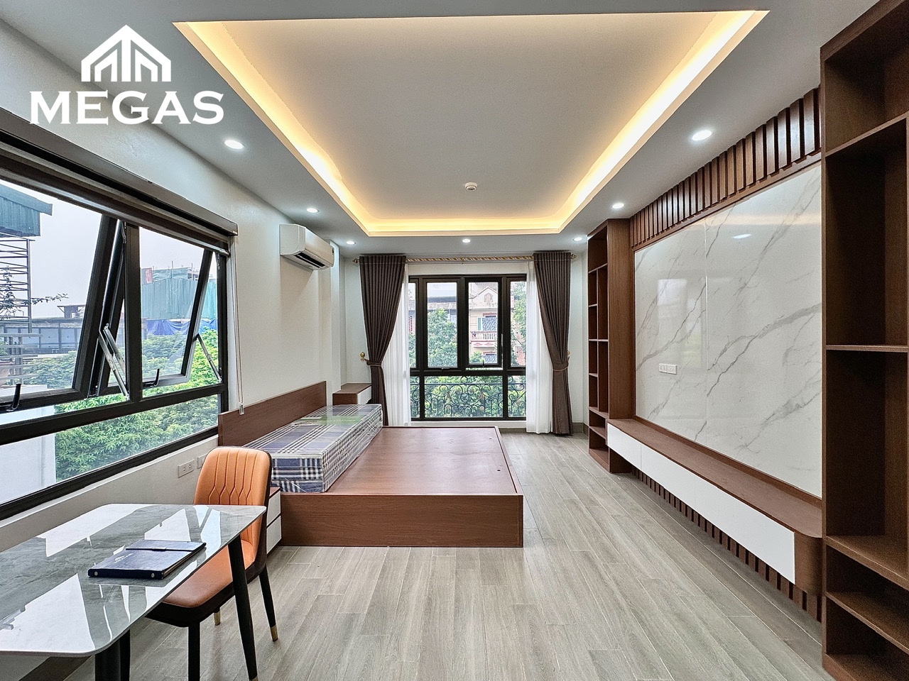 CĂN HỘ STUDIO MỚI FULL NỘI THẤT OTO ĐỖ CỬA HỒ TÙNG MẬU, GOLKMARK CITY