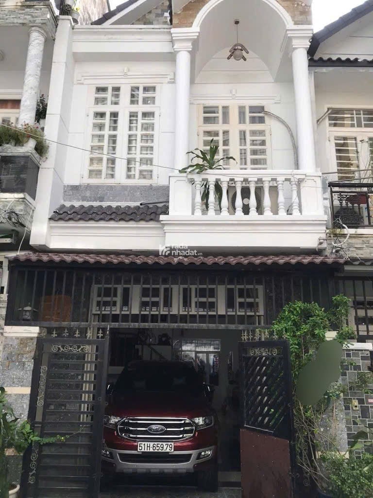 NHỈNH 4 HẺM XE HƠI NHÀ 2 TẦNG HẺM THÔNG TỨ TUNG OTÔ QUAY ĐẦU - 