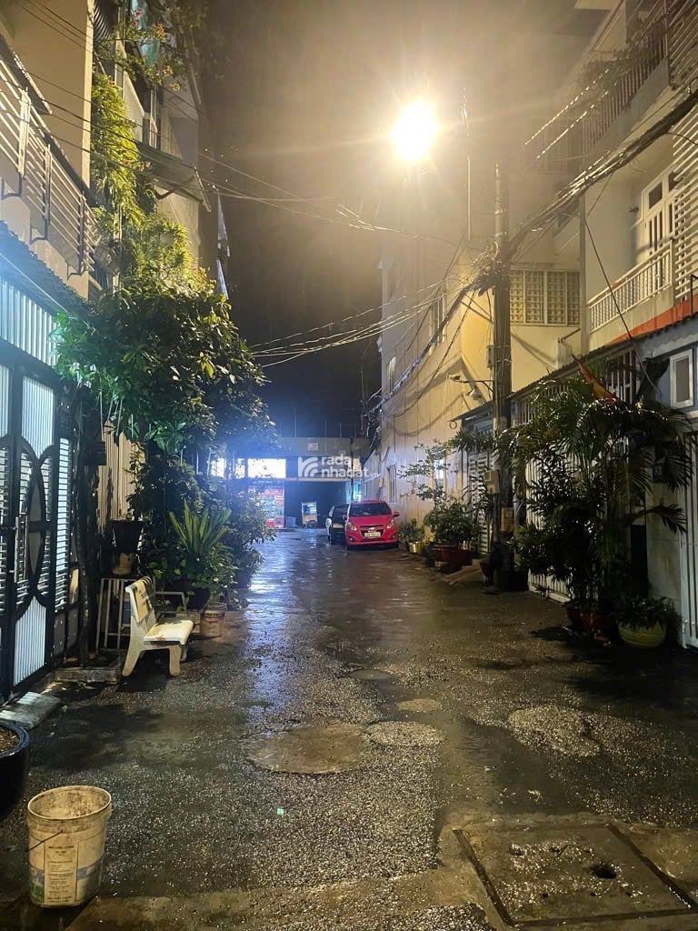 NHỈNH 4 HẺM XE HƠI NHÀ 2 TẦNG HẺM THÔNG TỨ TUNG OTÔ QUAY ĐẦU - 