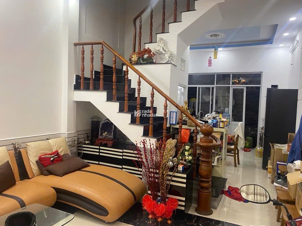 NHỈNH 4 HẺM XE HƠI NHÀ 2 TẦNG HẺM THÔNG TỨ TUNG OTÔ QUAY ĐẦU - 