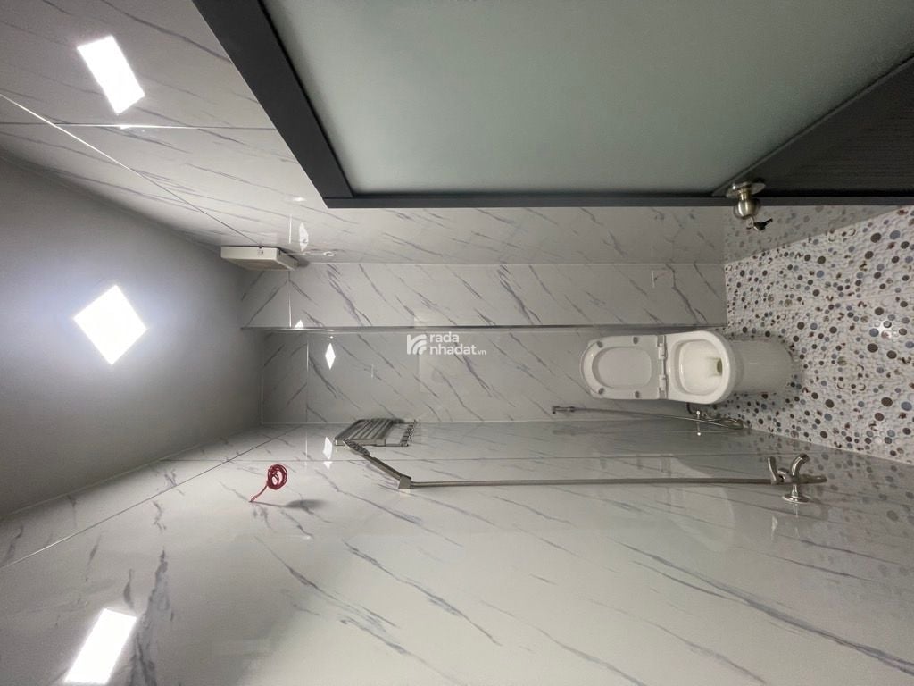 GIÁP Q10 - HXH TRÁNH - 4 TẦNG- Lý Thường Kiệt- Tân Bình- DT: 30m2 - 6 tỷ 5