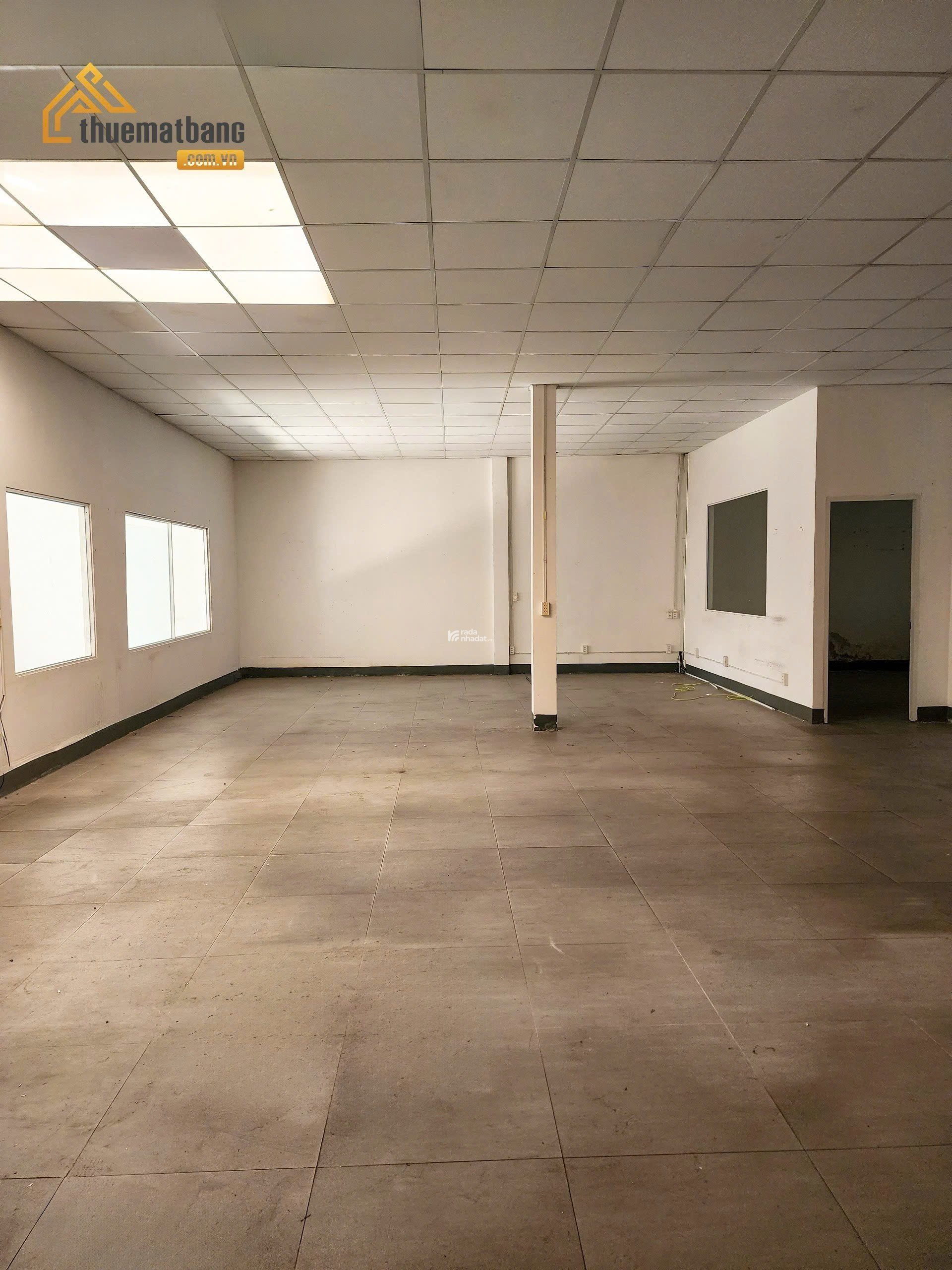 CỰC GẤP - CHÍNH CHỦ! LẦU 1 300M2 ĐẮC ĐỊA TRÊN TRỤC TÔN ĐẢN, Q4 - KÝ NGAY!