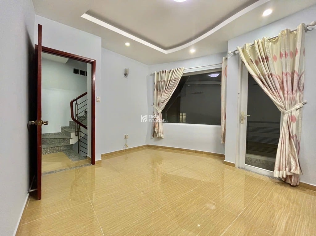Bán nhà Phan Đăng Lưu, Phú Nhuận, căn góc 3 mặt thoáng, giá 7.85 tỷ