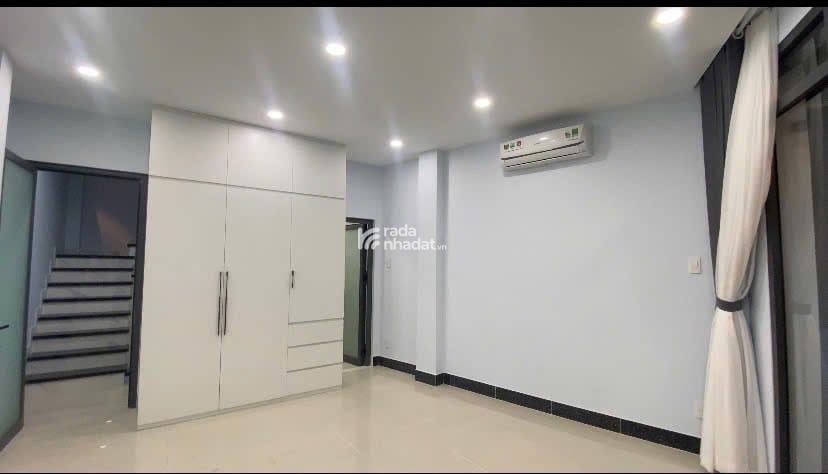 MTKD NGUYỄN KHUYẾN, BÌNH THẠNH, 5 TẦNG CÓ KC Ở NGAY. GIẢM 350TR CHỈ CÒN 9.5T TL 