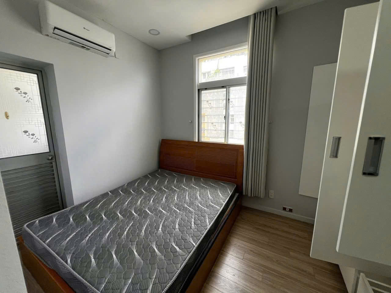 Bán căn hộ giá tốt Sky Garden, PMH, Q7, 3 phòng, diện tích lớn