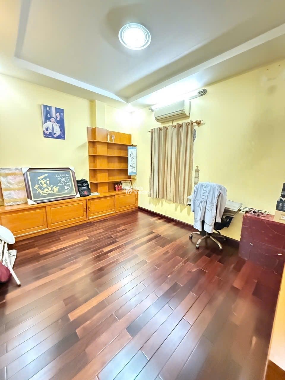NGUYỄN TRÃI - QUẬN 1 - PHƯỜNG NGUYỄN CƯ TRINH