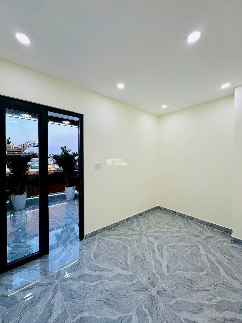 BÁN NHÀ ĐẸP FULL NỘI THẤT - THẠNH XUÂN 47, Q12