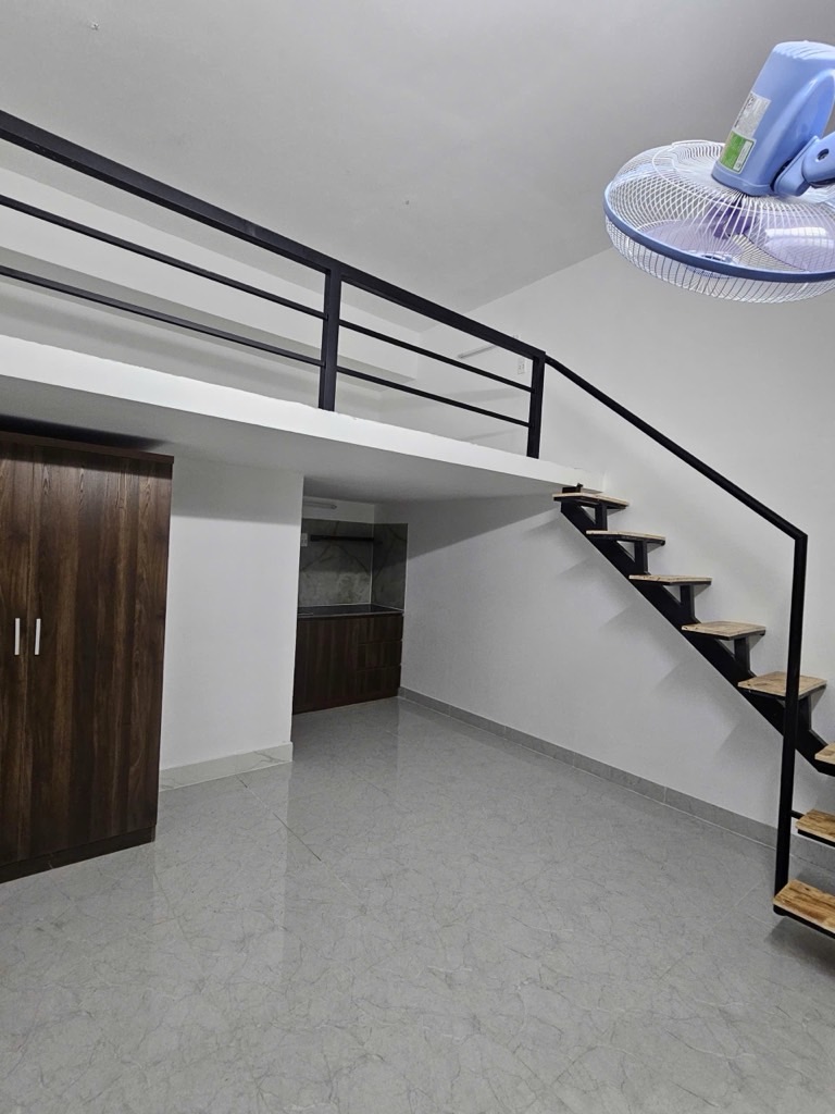 SIÊU PHẨM DÒNG TIỀN - HƠN 5 TỶ/NĂM - HẦM 8 TẦNG NỔI BỀ THẾ NHẤT KHU
