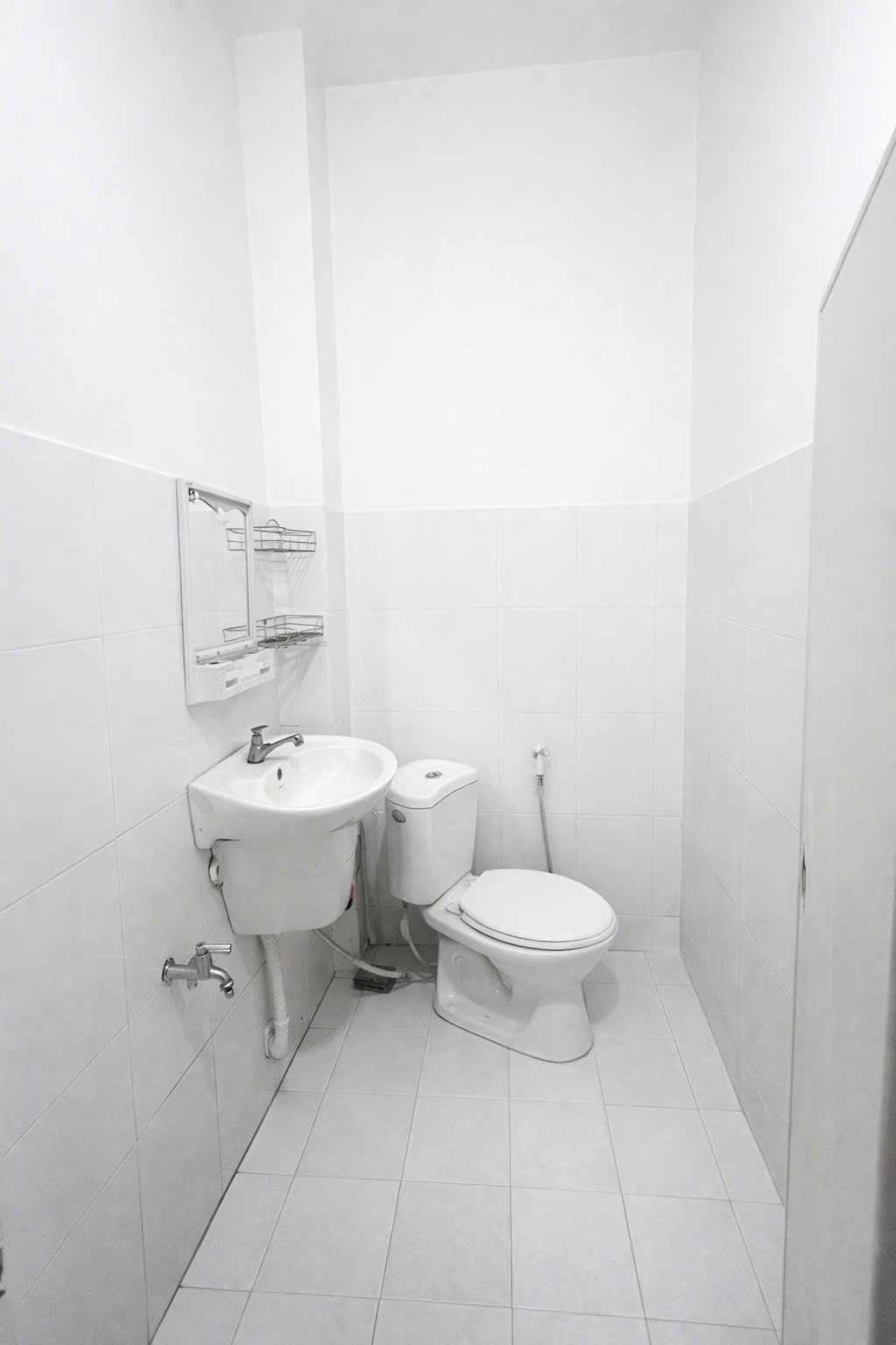  NHÀ MỚI Ở NGAY 6 TẦNG GẦN CHỢ THẠNH XUÂN – KHU NHÀ PHỐ CAO CẤP – ĐƯỜNG XE TẢI – CHỈ 6.6 TỶ 