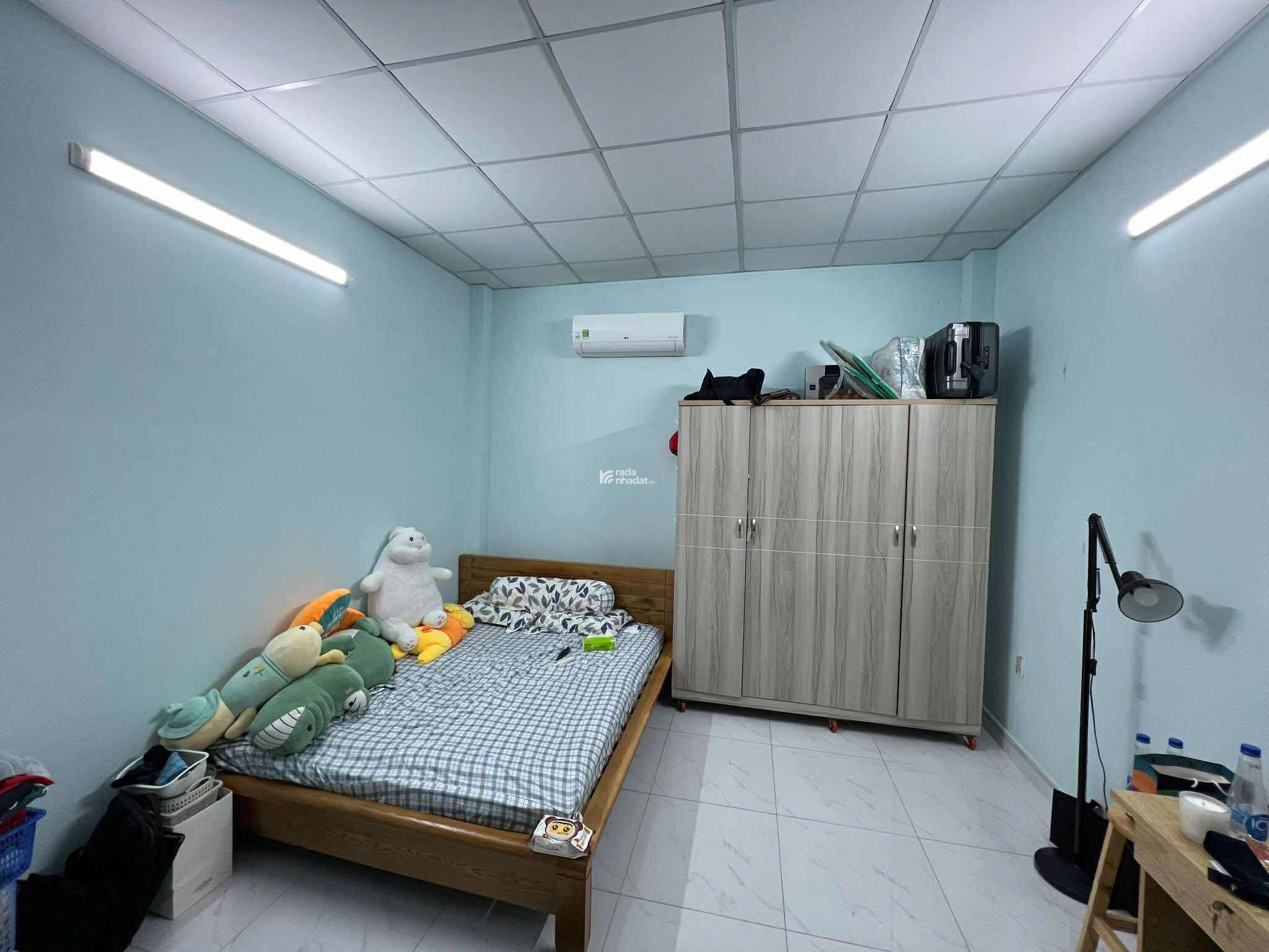 NHÀ 10m RA MẶT TIỀN MÊ LINH - HẺM XE TẢI - 3 TẦNG 3 PN - 8.8 TỶ
