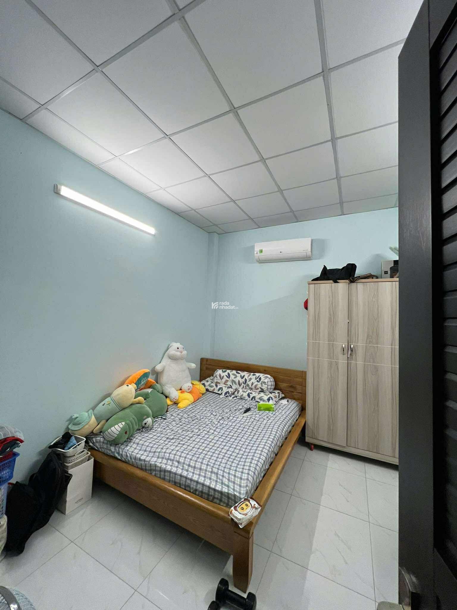 NHÀ 10m RA MẶT TIỀN MÊ LINH - HẺM XE TẢI - 3 TẦNG 3 PN - 8.8 TỶ