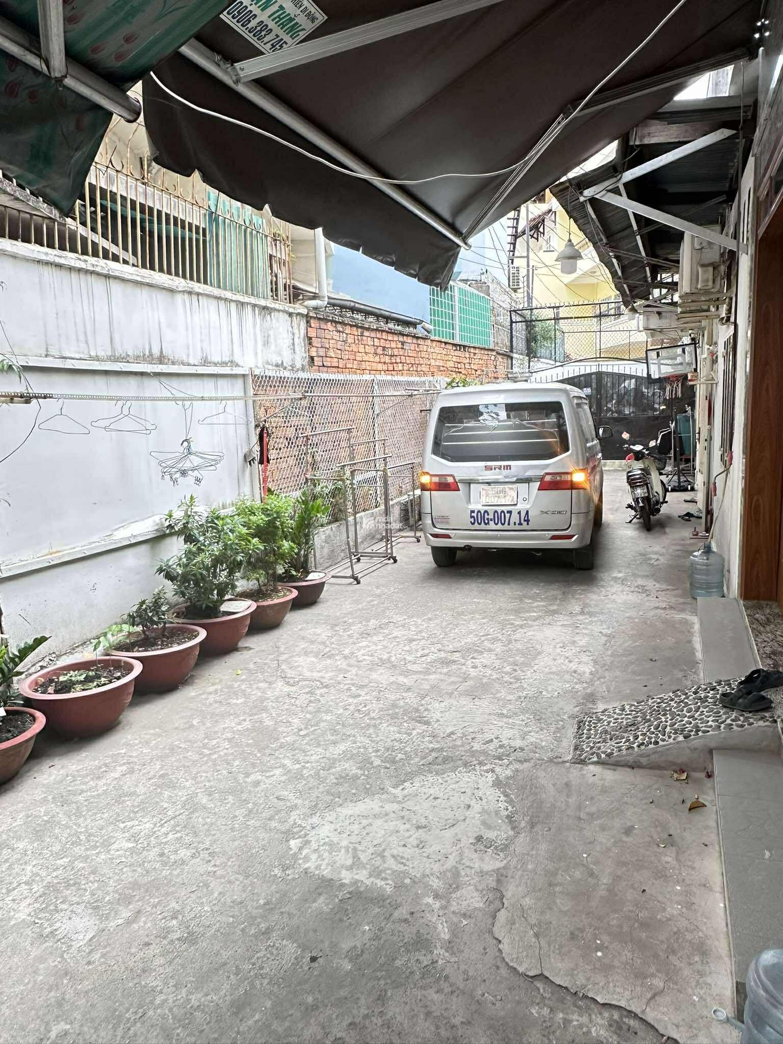 NHÀ 10m RA MẶT TIỀN MÊ LINH - HẺM XE TẢI - 3 TẦNG 3 PN - 8.8 TỶ