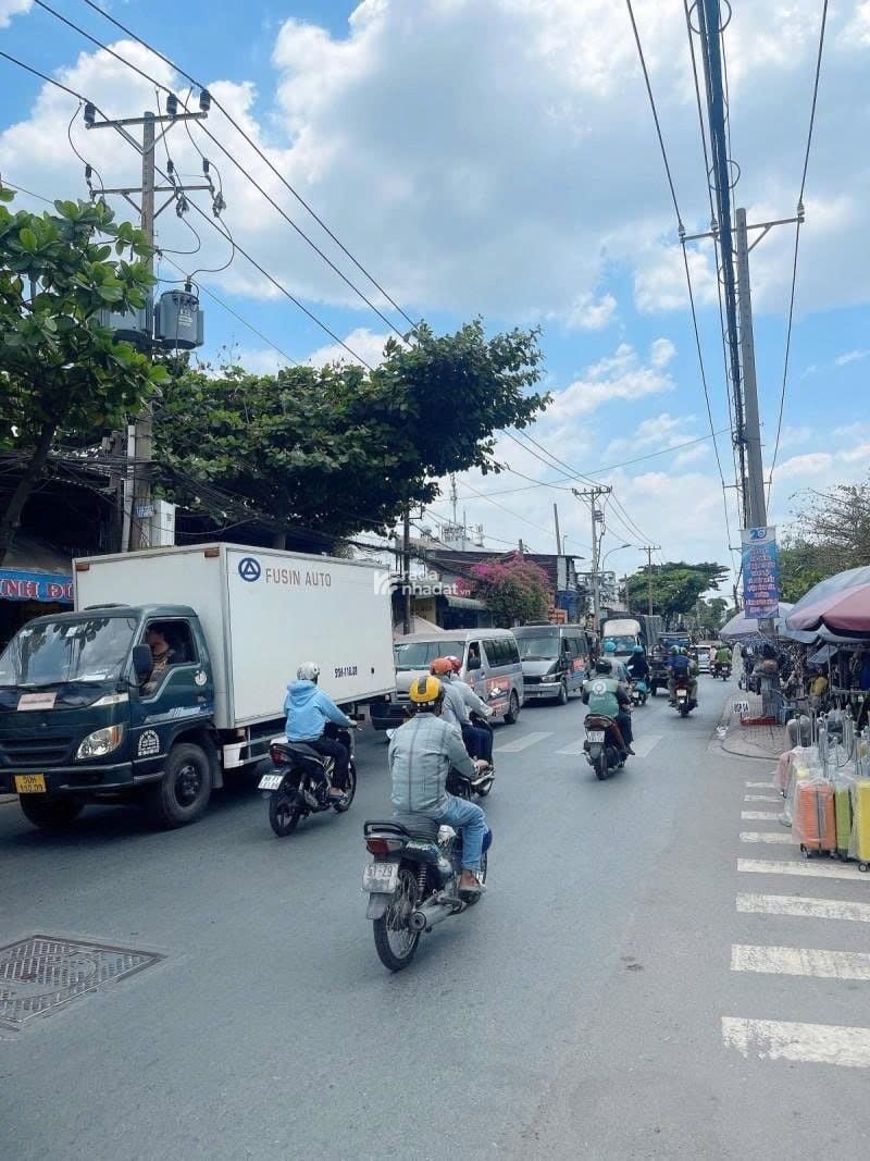 MTKD Bình Long, 165m2, ngang 7.3m, cho thuê 30tr/th, gần AEON, KD sầm uất, chỉ 16 tỷ TL