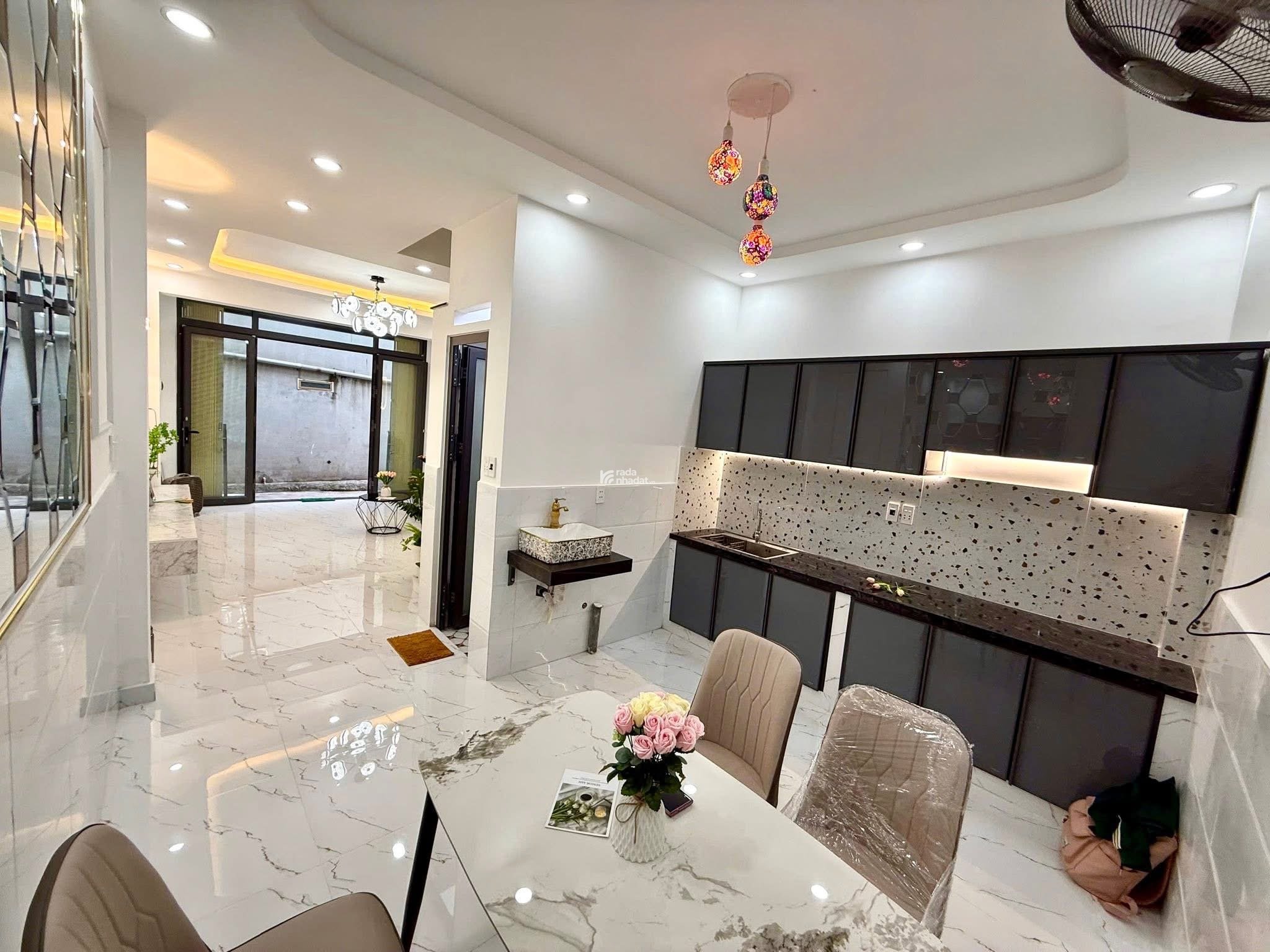 Nhà Mới Đẹp Hẻm 78 Cao Lỗ - Sổ Riêng, Gần Parc Mall, Chỉ 4 Tỷ 8