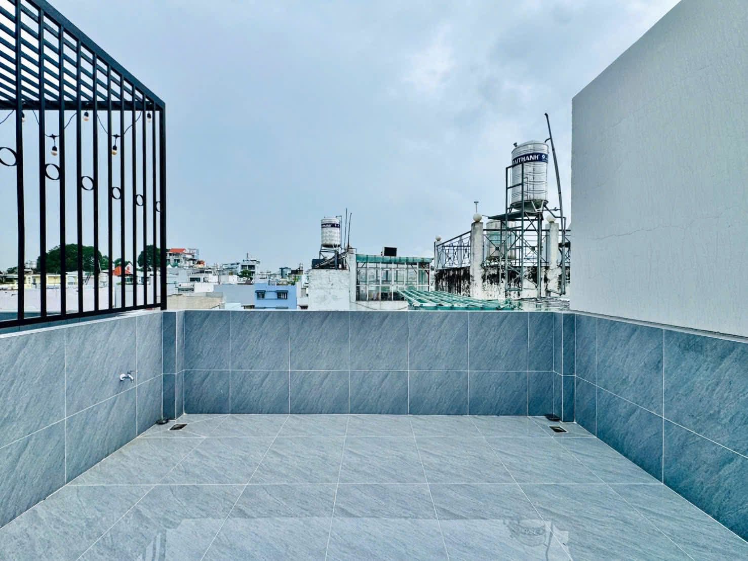 Cần bán nhà 49m2 đường Hoàng Hoa Thám, P6, Bình Thạnh. Xây 4 tầng, hẻm 5m, sổ riêng 