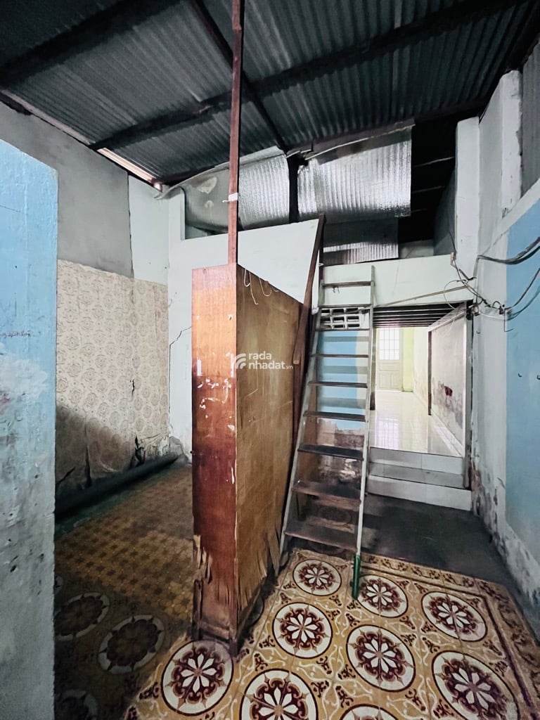 Bán Nhà Nát Đào Cam Mộc, 95m2(4.3x22m), Khu Hiện Hữu 7 Tỷ 200Tr Quận 8