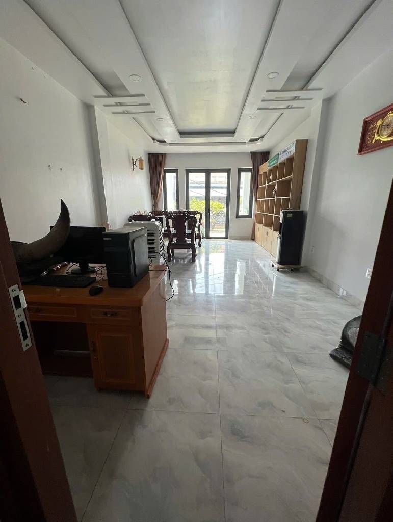 MẶT TIỀN HỒ VĂN LONG - NGAY NGUYỄN THỊ TÚ - KINH DOANH ĐỈNH - SẴN DÒNG TIỀN