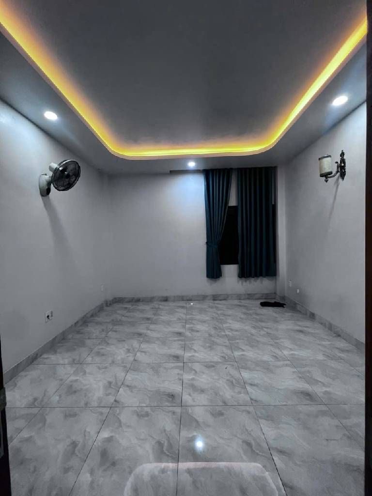 MẶT TIỀN HỒ VĂN LONG - NGAY NGUYỄN THỊ TÚ - KINH DOANH ĐỈNH - SẴN DÒNG TIỀN