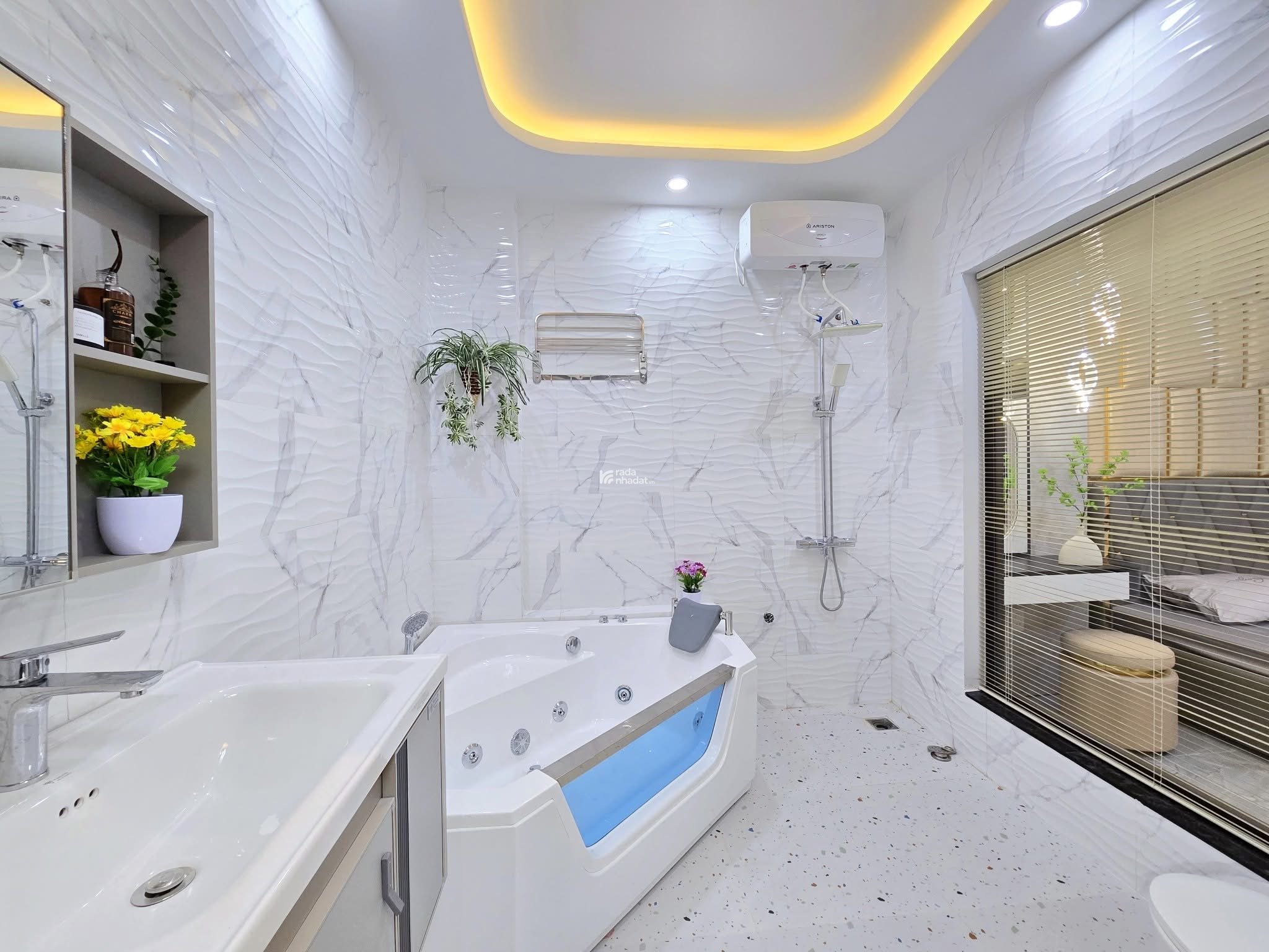 Chủ nhà cuối năm về Mỹ gửi nhà 3 tỷ 450 triệu, 69m2 đường Huỳnh Tấn Phát,phường Phú Thuận, Quận 7