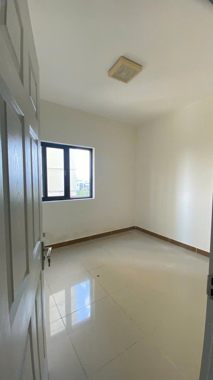 Bán căn sổ hồng 75m2 2PN2WC 3,2 tỷ siêu rẻ tại Era Town Đức Khải Quận 7 inbox em tư vấn xem nhà