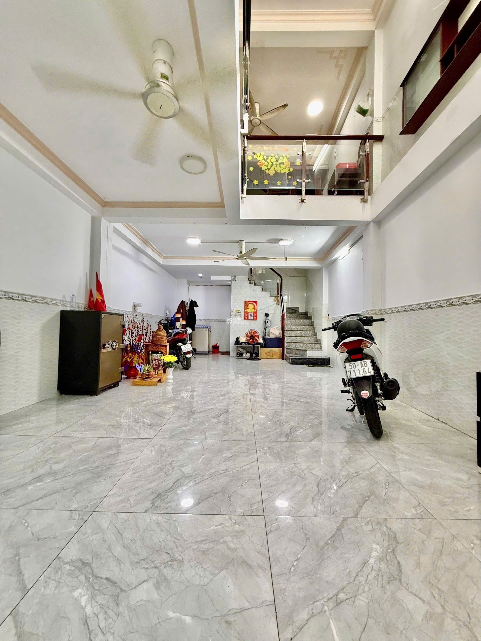 BÁN NHÀ 5 TẦNG NGAY AEON TÂN PHÚ - NGANG 4.3M NỞ HẬU 5M - HẺM 4M - KHU DÂN TRÍ - CHỈ 6.68 TỶ TL 