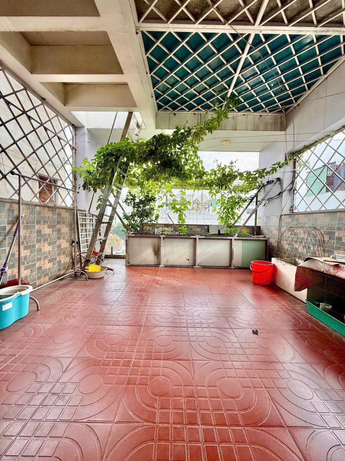 BÁN NHÀ 5 TẦNG NGAY AEON TÂN PHÚ - NGANG 4.3M NỞ HẬU 5M - HẺM 4M - KHU DÂN TRÍ - CHỈ 6.68 TỶ TL 