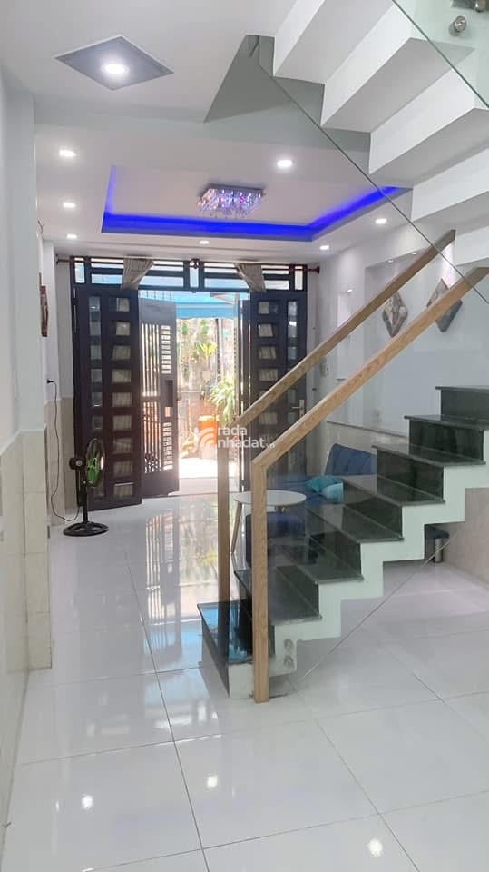 Cần tiền bán nhà Đường Đặng Minh Khiêm Quận 12 ,70m2 Giá 3ty120 lh Vân