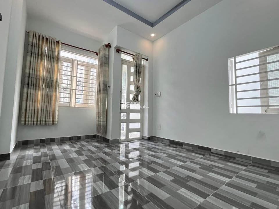 Cần tiền bán nhà Đường Đặng Minh Khiêm Quận 12 ,70m2 Giá 3ty120 lh Vân