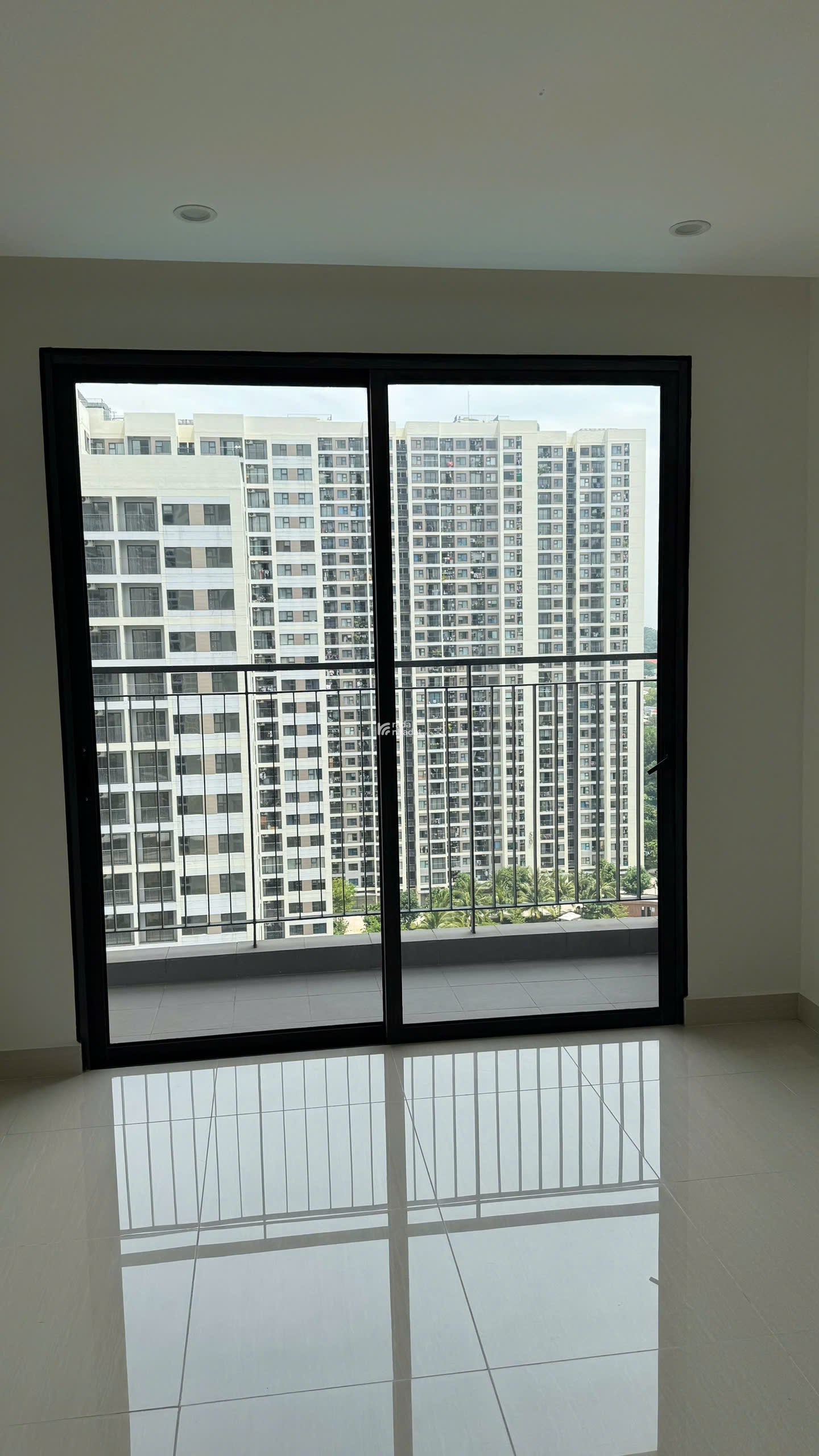 Chính chủ bán lại căn 1PN1 view 3 mặt thoáng nội khu Origami, Vinhomes