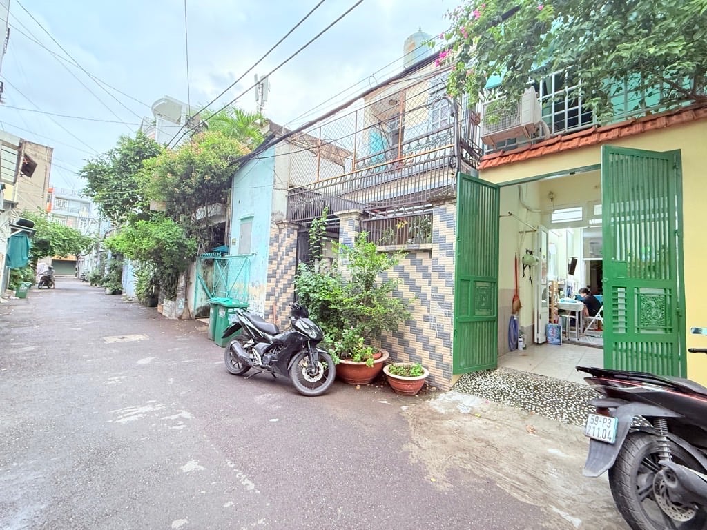 bán nhà gần chế lan viên trường chinh