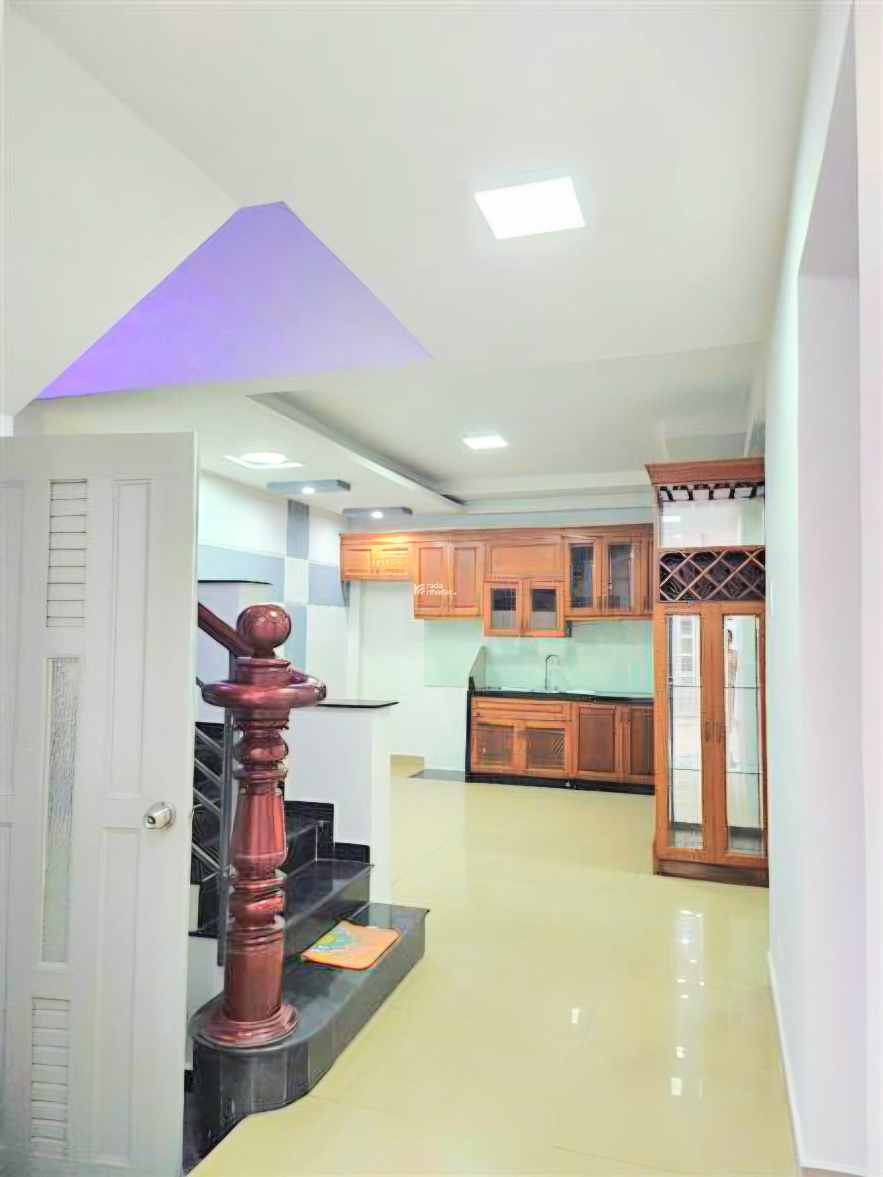 Bán nhà Mặt tiền Kdoanh ngay chợ - 4 tầng - 5x 18M 