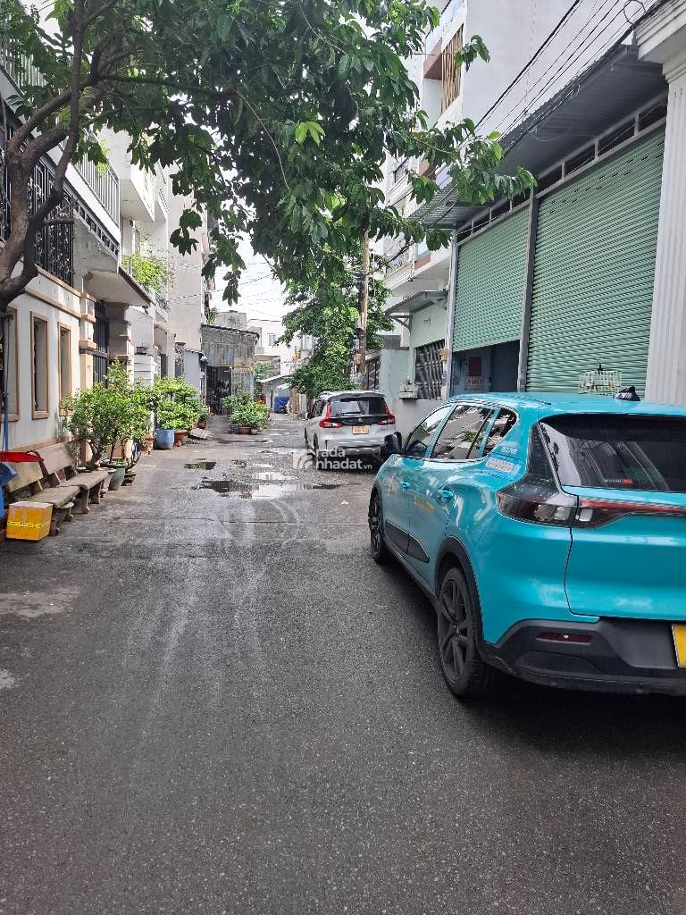 BÁN NHÀ KHO 200M2 8X26M HXH THÔNG 17.5 TỶ NGAY KHU TÊN LỬA BÌNH TÂN