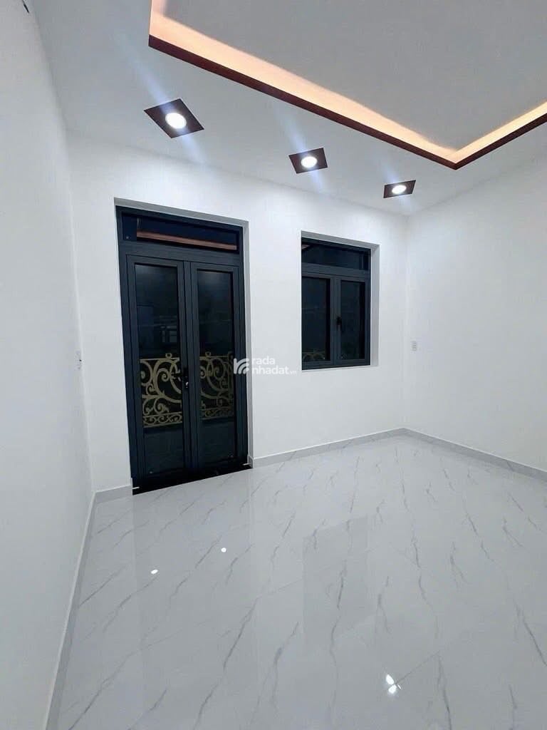 HẺM 8M NHỰA XE HƠI NGỦ TRONG NHÀ THOẢI MÁI - 