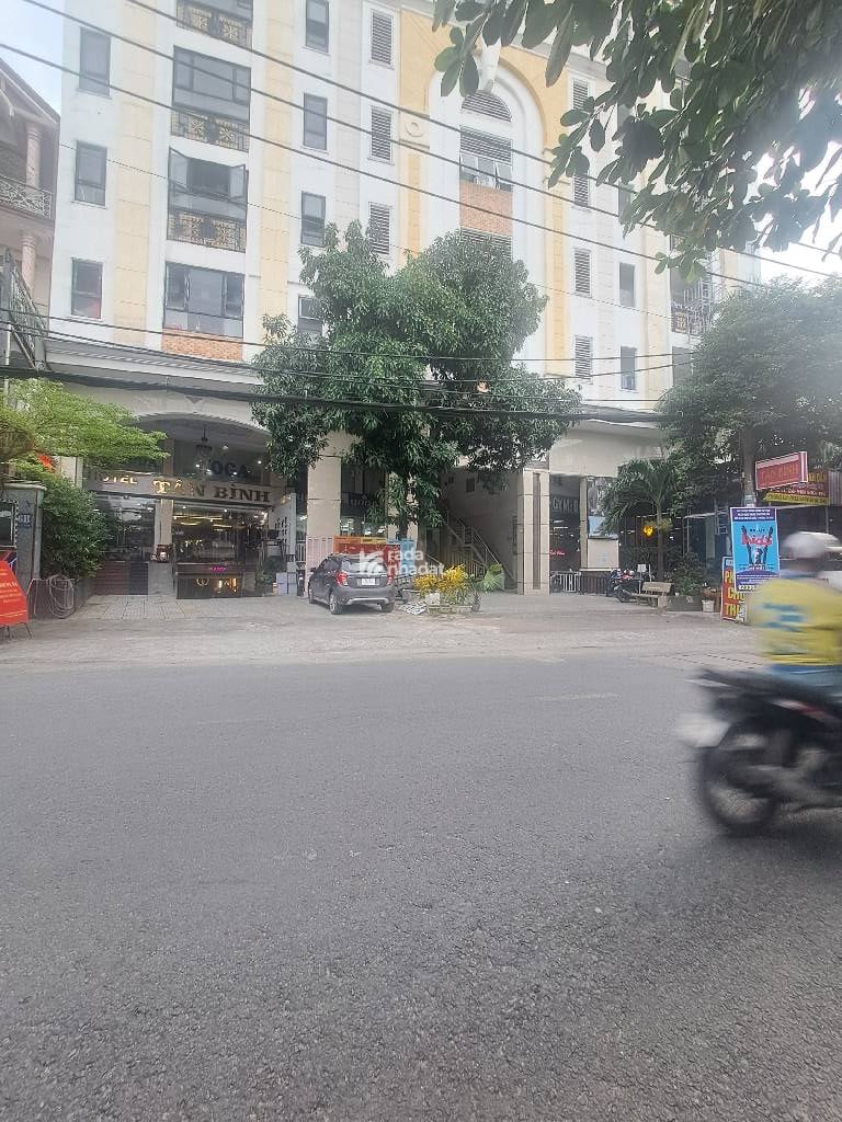 NHÀ GÓC 2 MẶT TIỀN KINH DOANH SẦM UẤT -  2 TẦNG - 108M2 (5*21) - GẦN GA T3 - ĐANG CHO THUÊ 18 TRIỆU