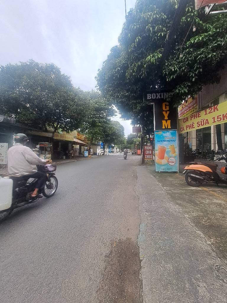 NHÀ GÓC 2 MẶT TIỀN KINH DOANH SẦM UẤT -  2 TẦNG - 108M2 (5*21) - GẦN GA T3 - ĐANG CHO THUÊ 18 TRIỆU