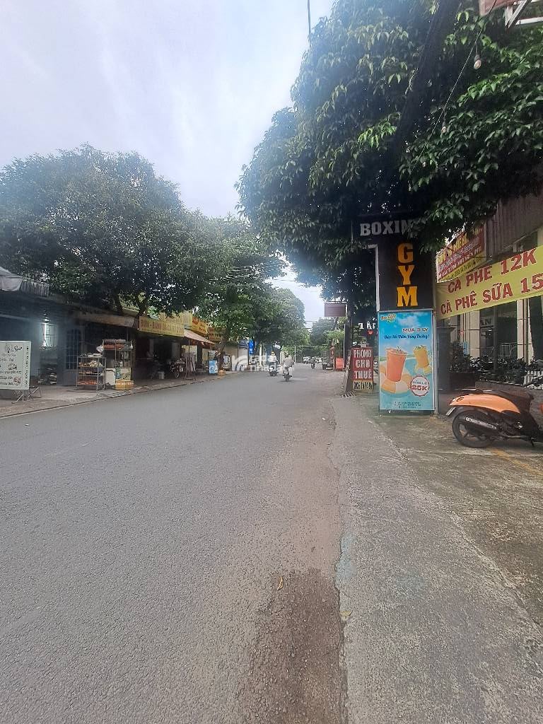 NHÀ GÓC 2 MẶT TIỀN KINH DOANH SẦM UẤT -  2 TẦNG - 108M2 (5*21) - GẦN GA T3 - ĐANG CHO THUÊ 18 TRIỆU