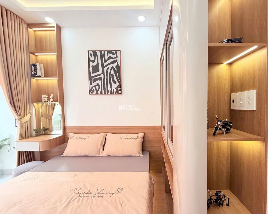 Bán nhà mới Trần Khắc Chân - QUẬN PHÚ NHUẬN - Sổ vuông 45 m2 - 2 Tầng - 4.85 tỷ