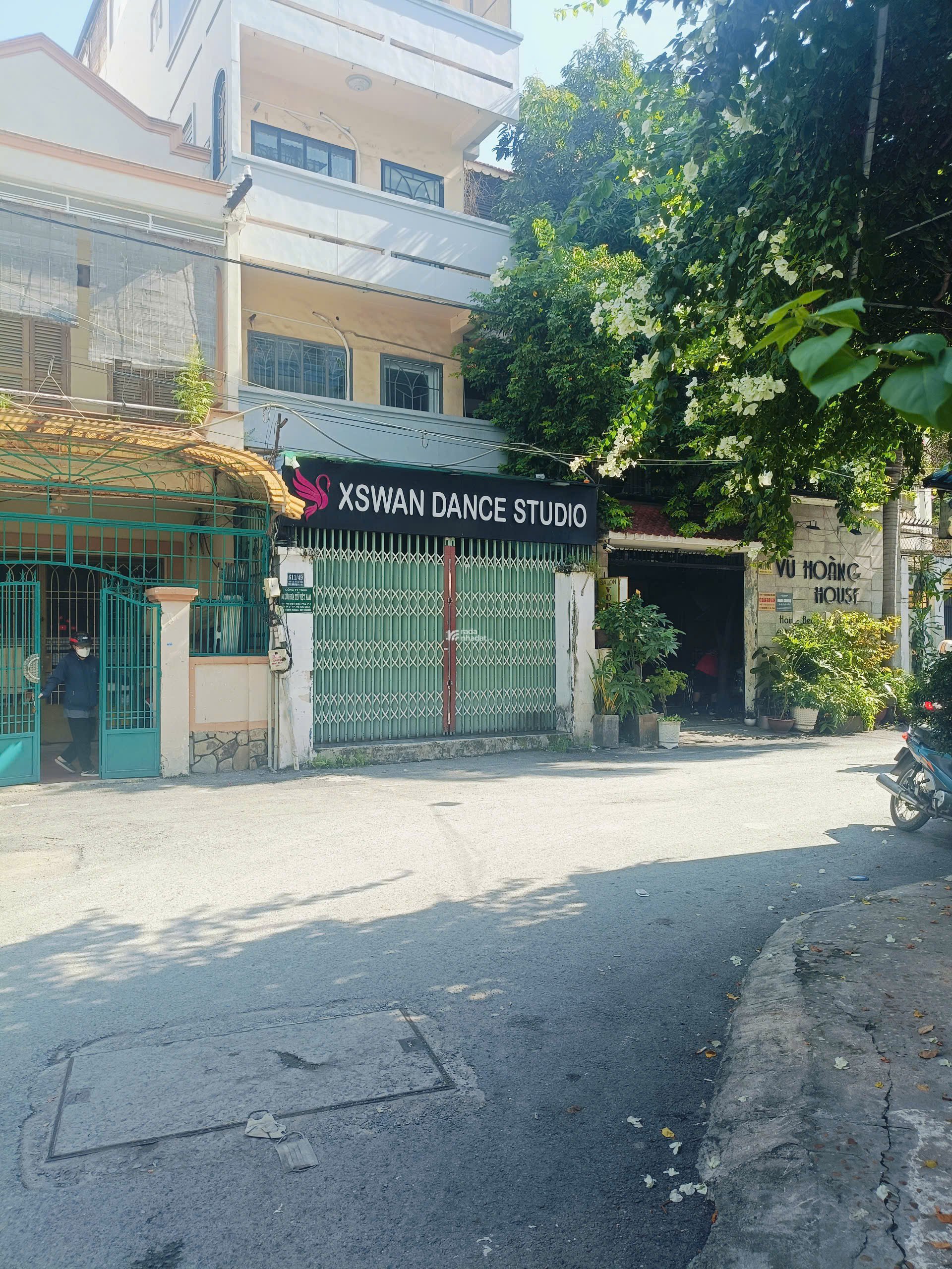 16,2 Tỷ ! Căn Góc 2 Mặt tiền  Độc Lập.Q Tân Phú. Dt: 5,4x10. 5 Tầng 