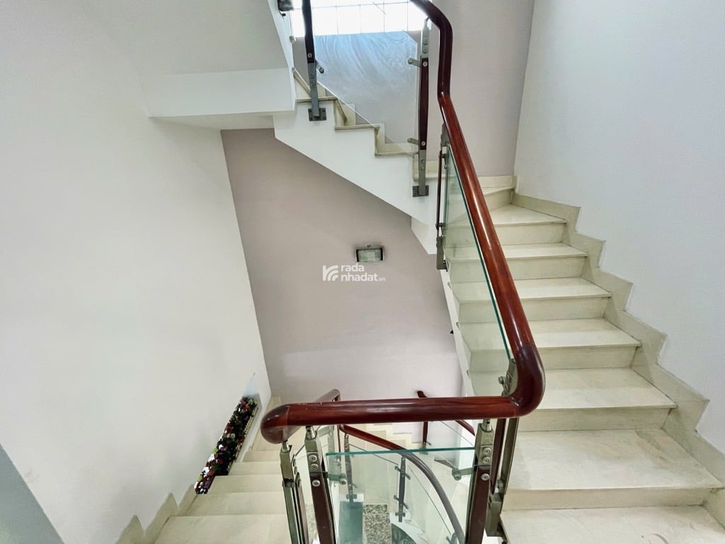 NHÀ 4 TẦNG NGAY BẢY HIỀN - KẾT NỐI CÁC QUẬN TRUNG TÂM