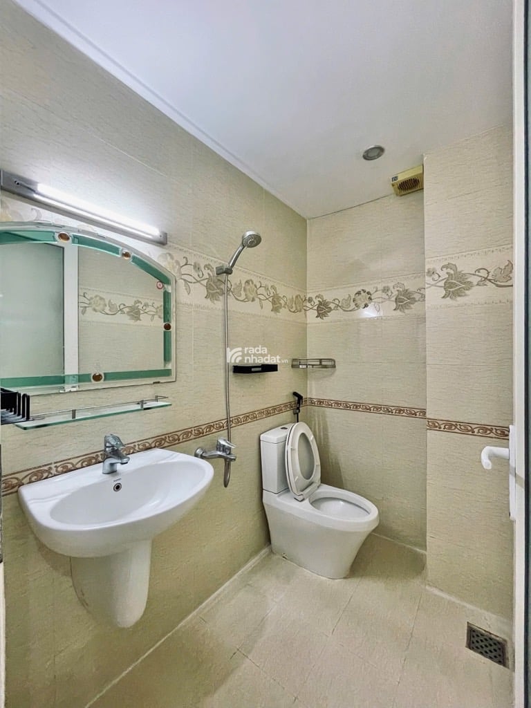 NHÀ 4 TẦNG NGAY BẢY HIỀN - KẾT NỐI CÁC QUẬN TRUNG TÂM