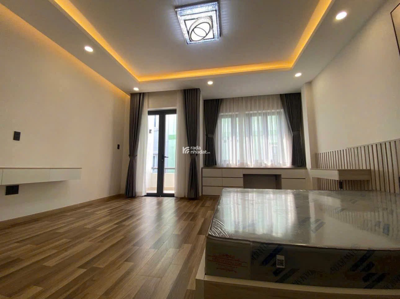 CẦN BÁN NHÀ ĐƯỜNG 17 THỦ ĐỨC 4 TỶ 240TR 57.8M2  SẴN HĐ THUÊ  SHR