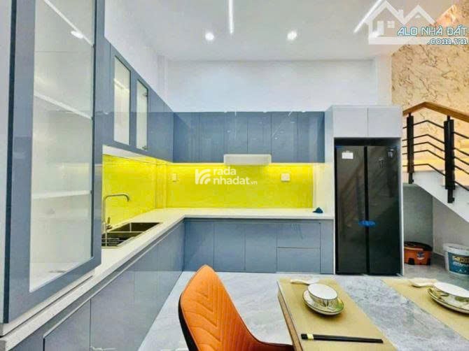 CẦN BÁN NHÀ ĐƯỜNG 17 THỦ ĐỨC 4 TỶ 240TR 57.8M2  SẴN HĐ THUÊ  SHR