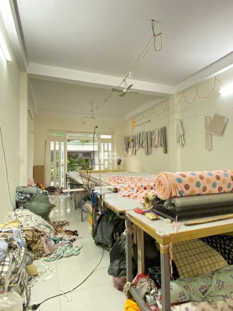 NGAY AEON MALL, HẺM XE HƠI ĐÔ ĐỐC LONG, TÂN PHÚ, 72M2 Ở NGAY. GIẢM 550TR CHỈ 8.5T TL TỐT