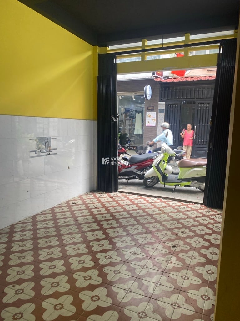 HẺM XE HƠI VIP. ĐẶNG VĂN NGỮ, PHÚ NHUẬN, 4 TẦNG TIỆN CẢI TẠO. GIẢM 200TR CHỈ CÒN 8.2T TL 