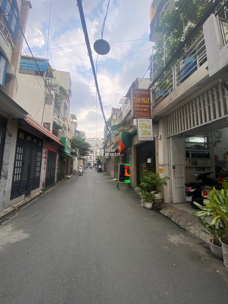 HẺM XE HƠI VIP. ĐẶNG VĂN NGỮ, PHÚ NHUẬN, 4 TẦNG TIỆN CẢI TẠO. GIẢM 200TR CHỈ CÒN 8.2T TL 