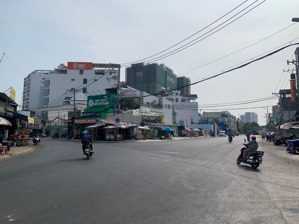 BÁN NHÀ MẶT TIỀN AN DƯƠNG VƯƠNG P.10 Q.6 130M2 4 TẦNG NGANG 6.5M 25 TỶ