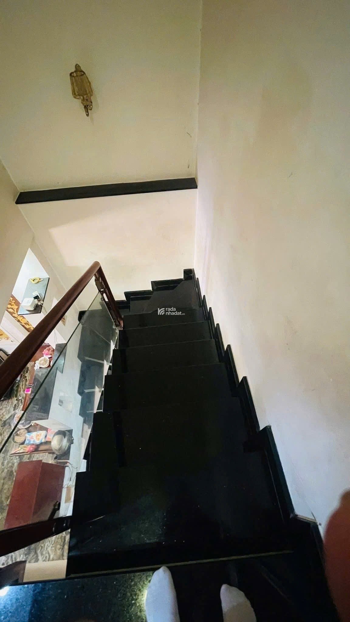 Bán gấp nhà diện tích 50,2m2 nằm Nguyễn Cửu Vân P.17 Bình Thạnh giá 4tỷ150tr